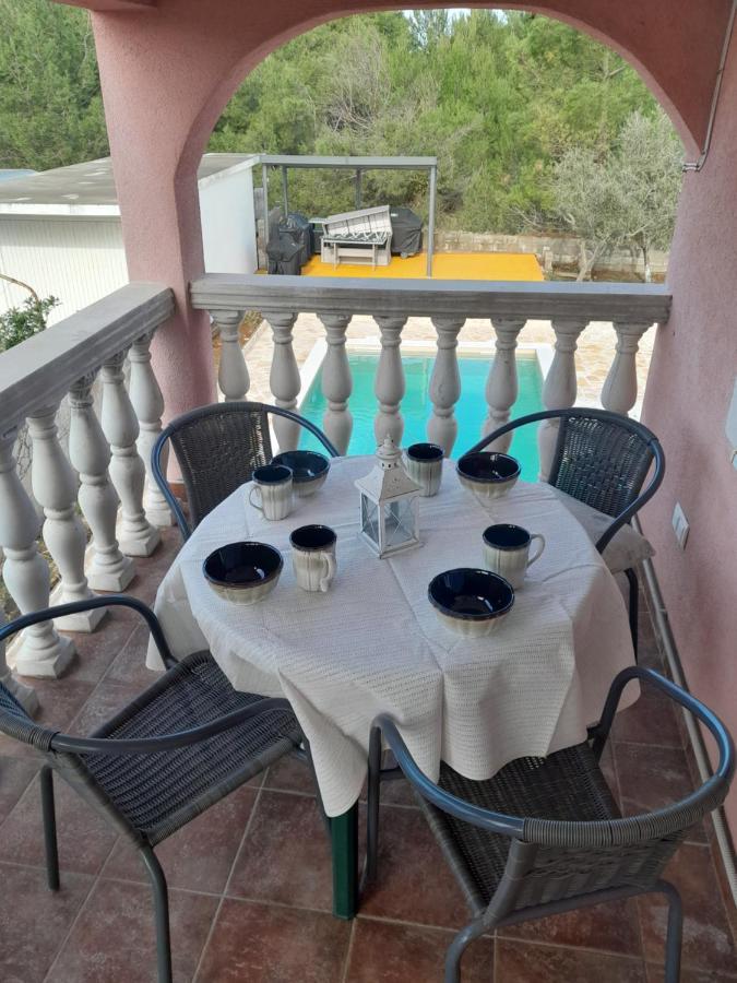 Caliente Apartments Vir A Dış mekan fotoğraf