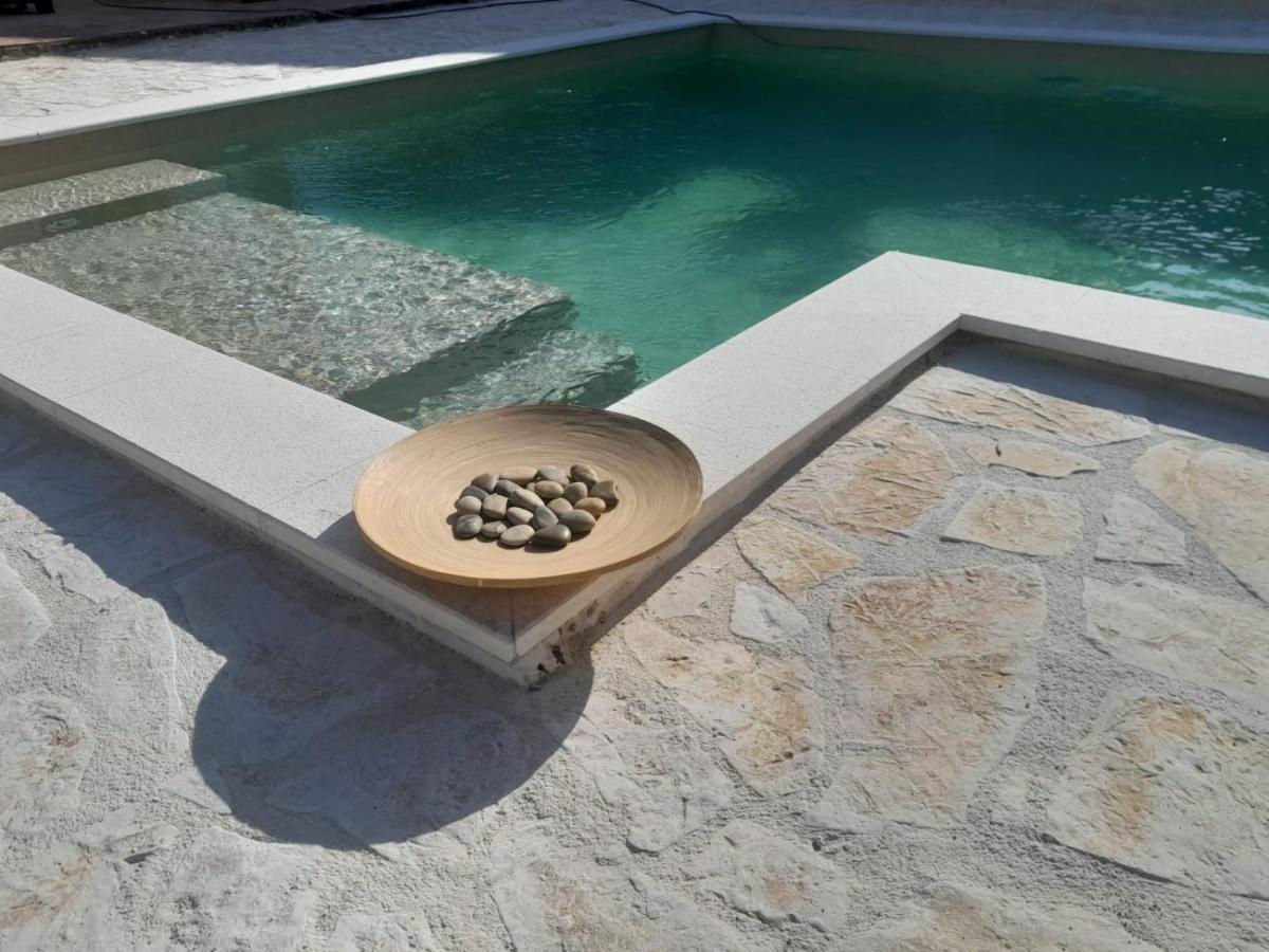 Caliente Apartments Vir A Dış mekan fotoğraf