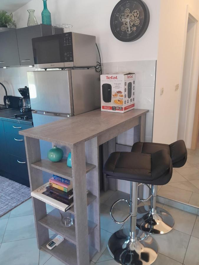Caliente Apartments Vir A Dış mekan fotoğraf